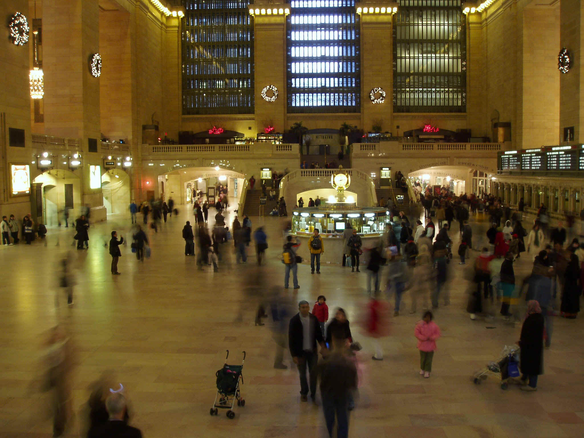nygrandcentral.jpg (662550 bytes)